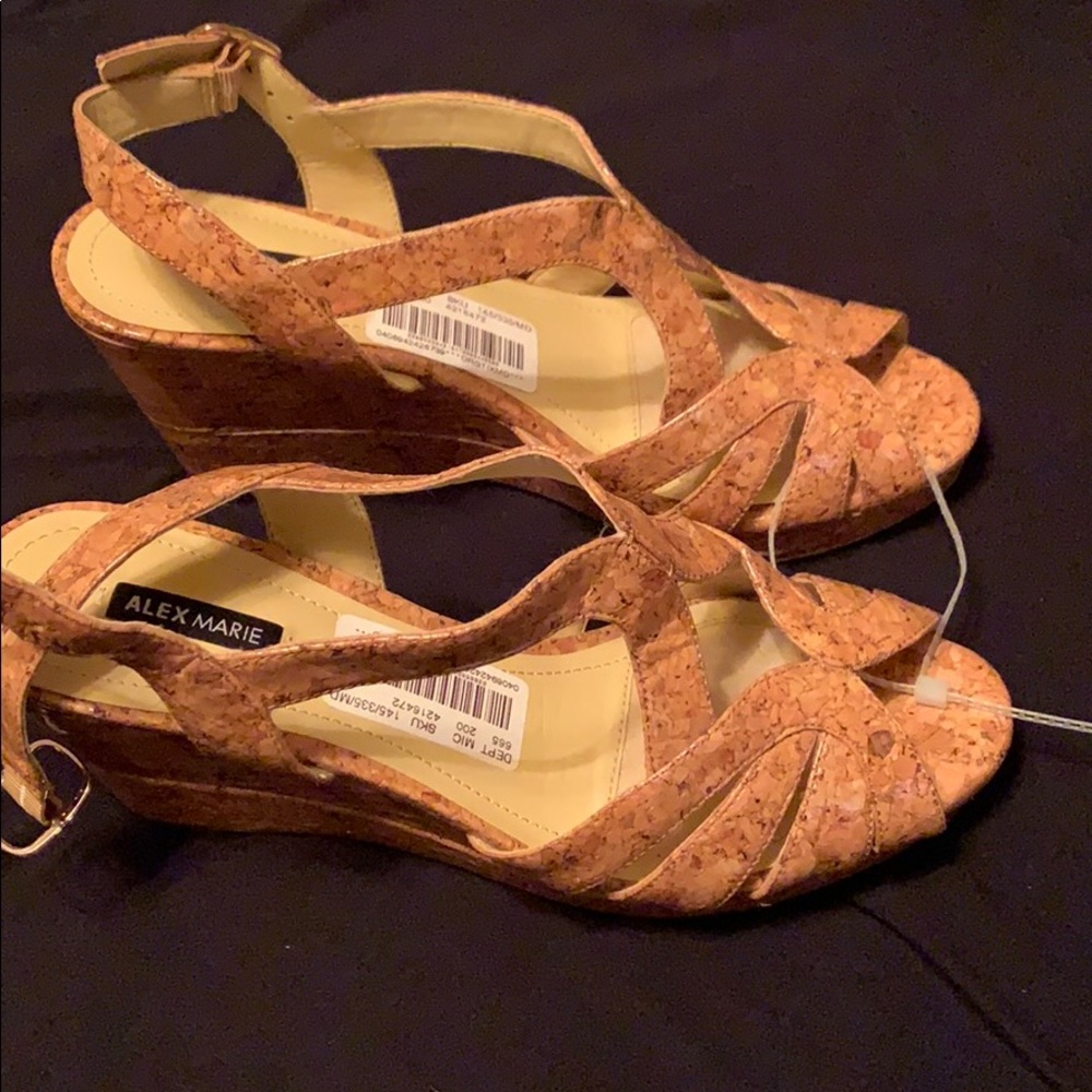NWT Alex Marie Sandal/shoe